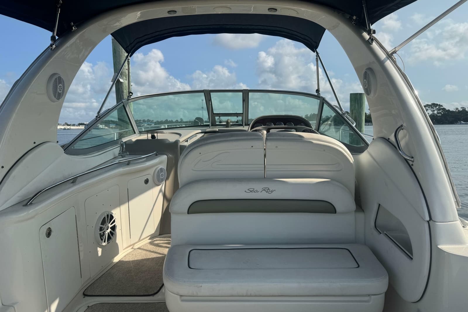 2006 Sea Ray 300 Sundancer - Photo 10