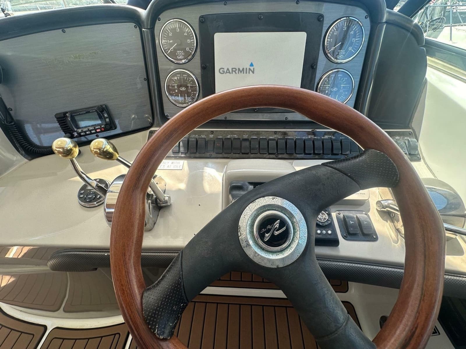 2006 Sea Ray 380 Sundancer - Photo 23