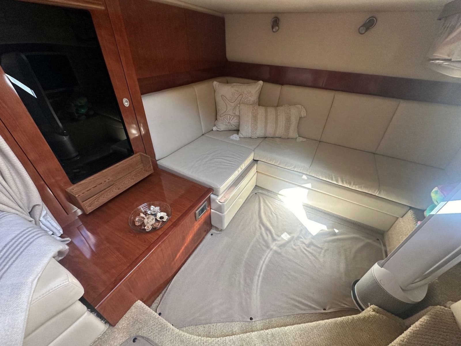 2006 Sea Ray 380 Sundancer - Photo 17