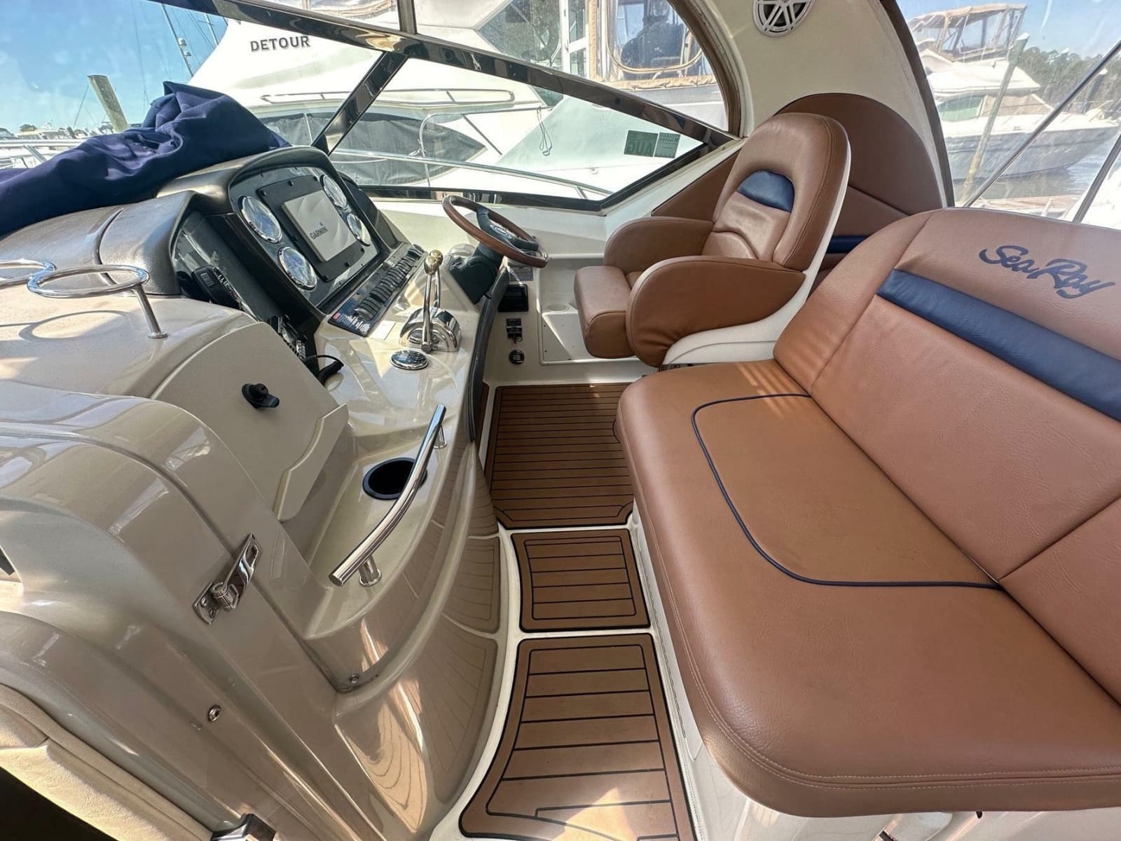 2006 Sea Ray 380 Sundancer - Photo 20