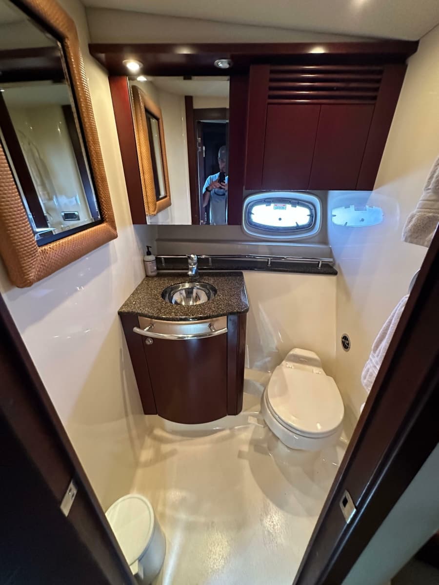 2006 Sea Ray 48 Sundancer - Photo 27