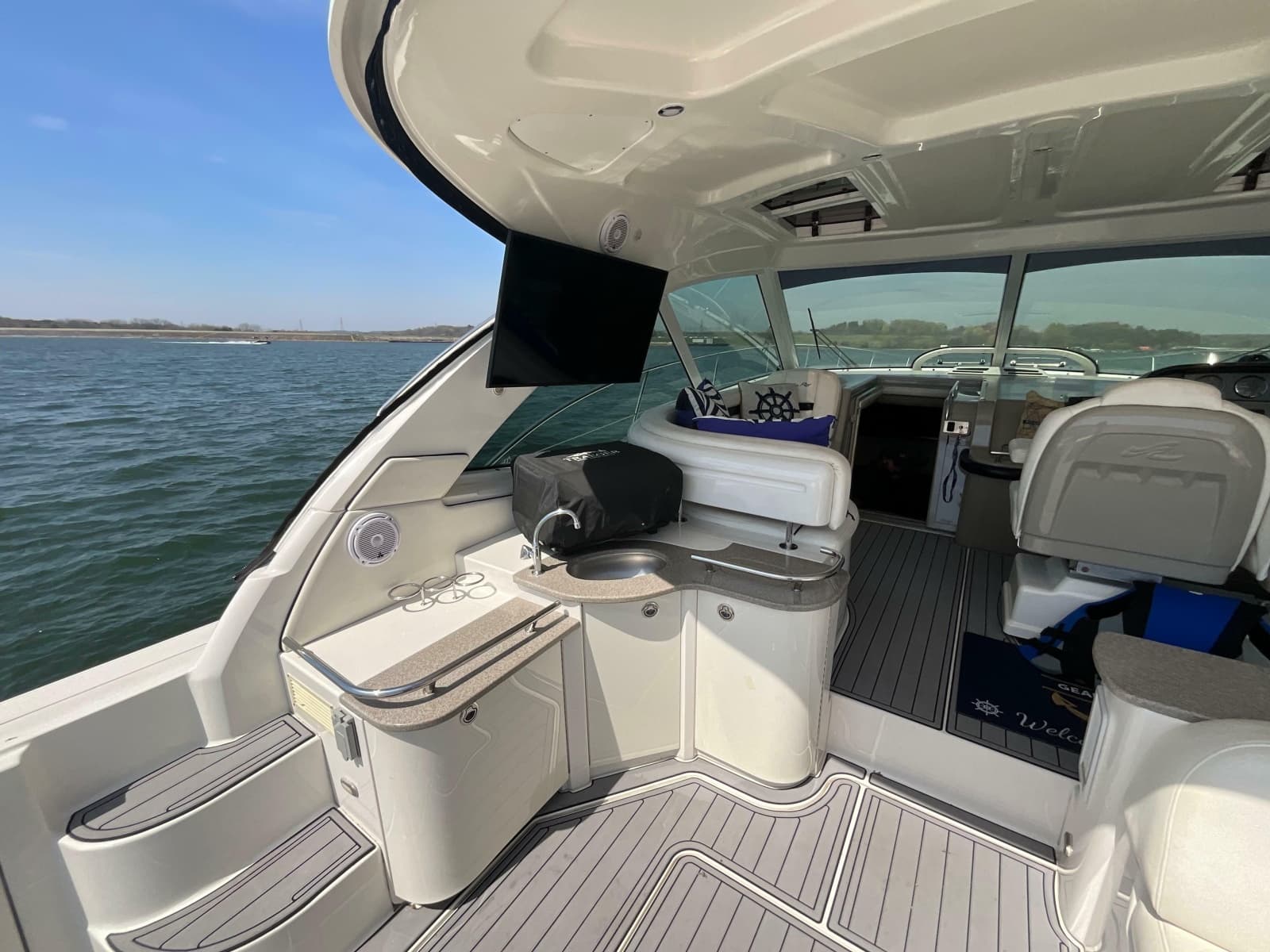 2006 Sea Ray 48 Sundancer - Photo 21