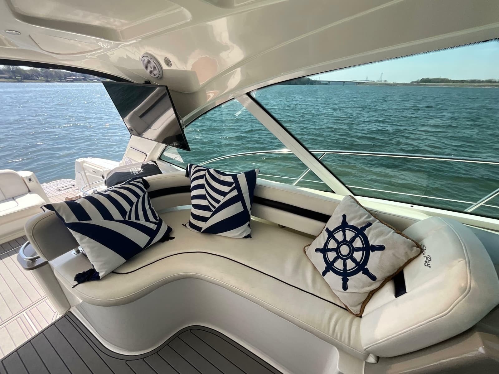 2006 Sea Ray 48 Sundancer - Photo 23