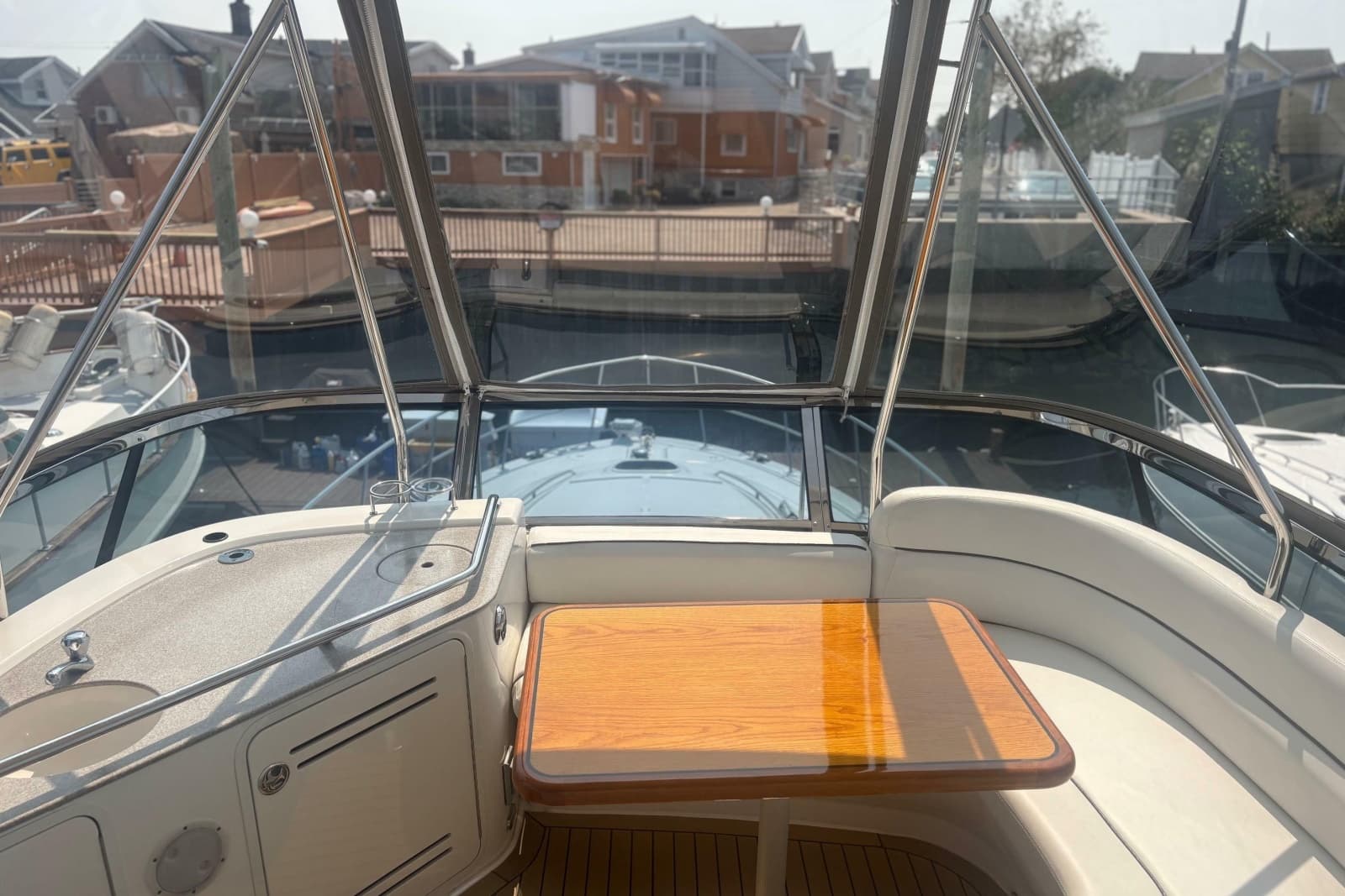2006 Sea Ray 52 Sedan Bridge - Photo 8