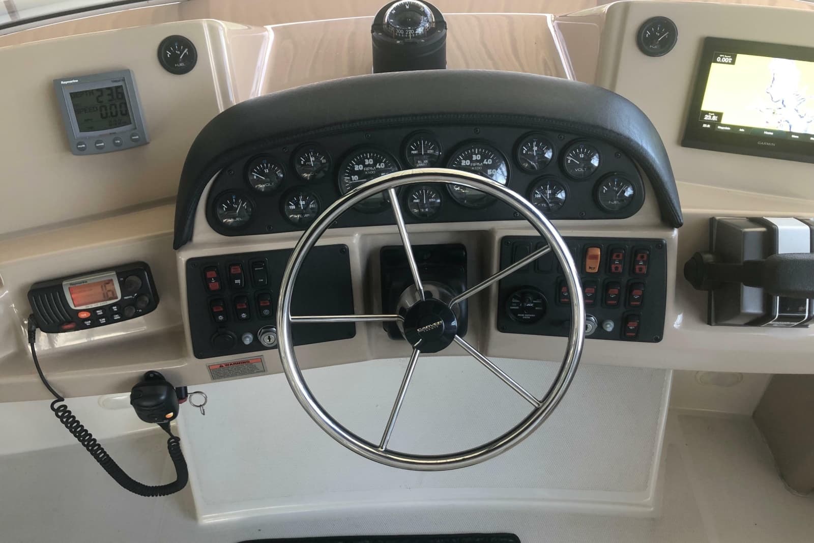 2005 Carver 41 Cockpit Motor Yacht - Photo 34