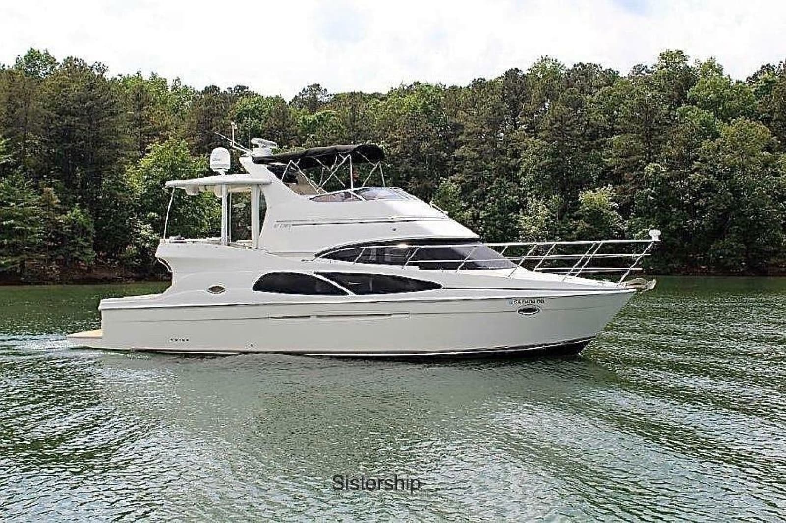 2005 Carver 41 Cockpit Motor Yacht - Photo 1