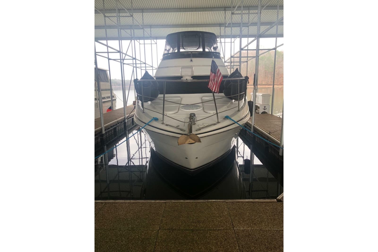 2005 Carver 444 Cockpit Motor Yacht - Photo 15