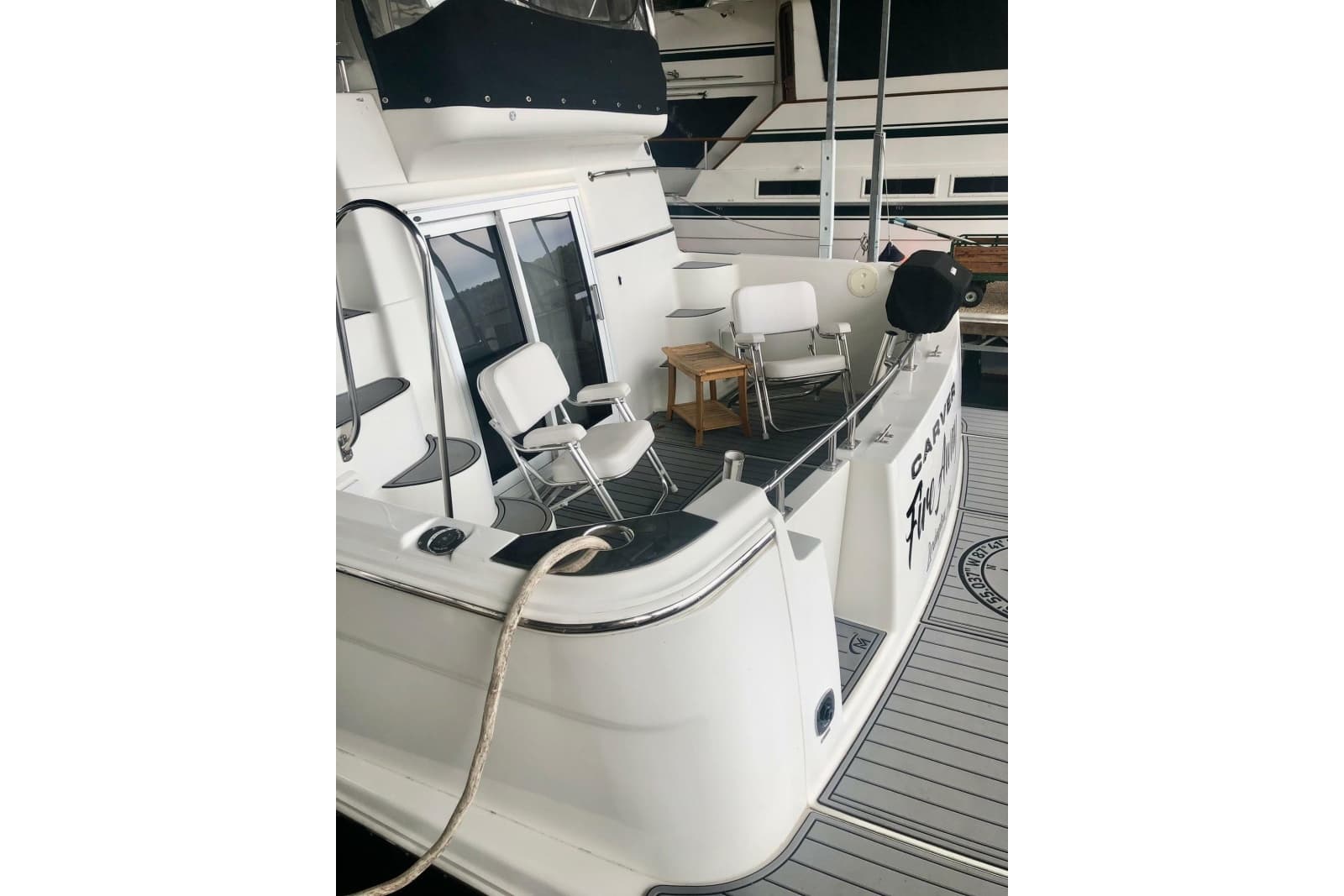 2005 Carver 444 Cockpit Motor Yacht - Photo 18