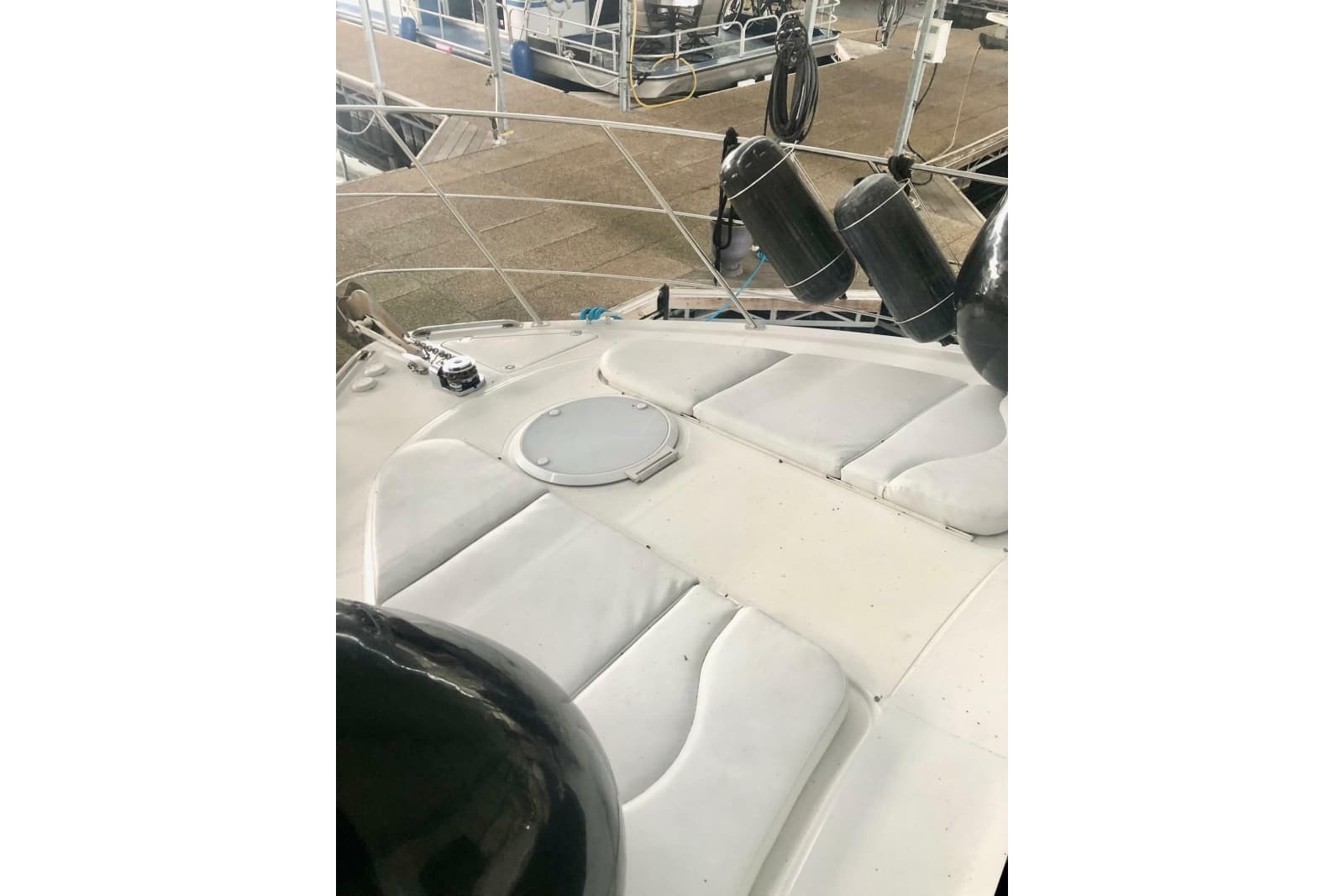 2005 Carver 444 Cockpit Motor Yacht - Photo 30