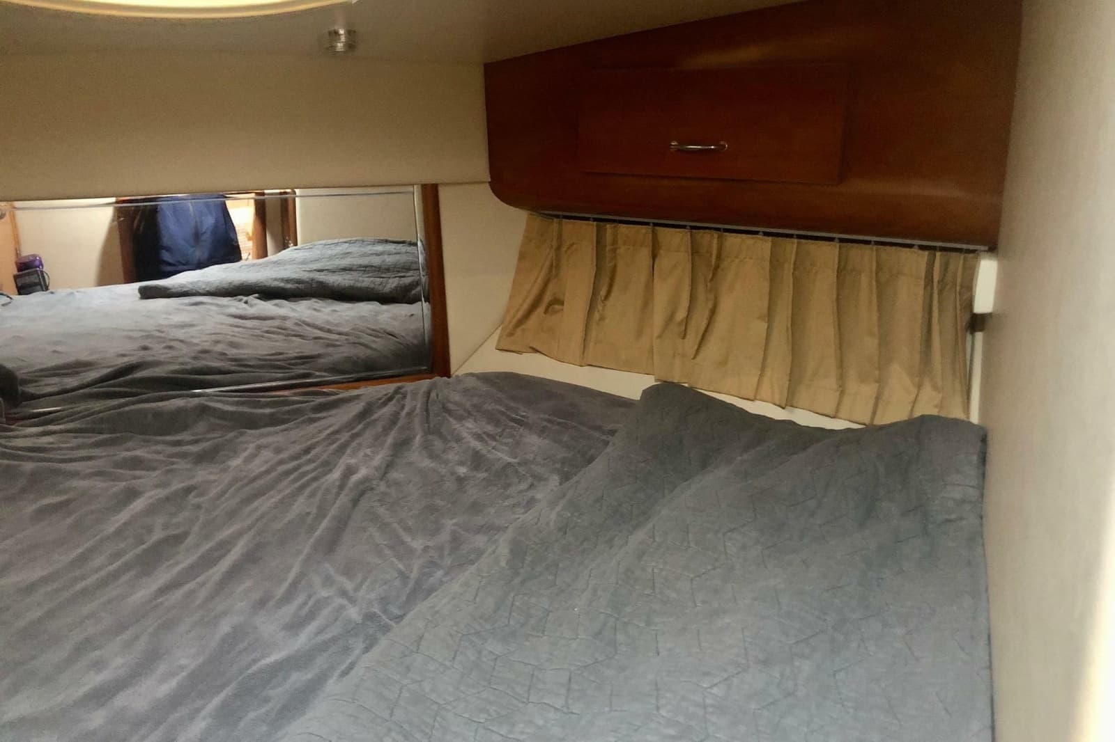 2005 Carver 444 Cockpit Motor Yacht - Photo 58