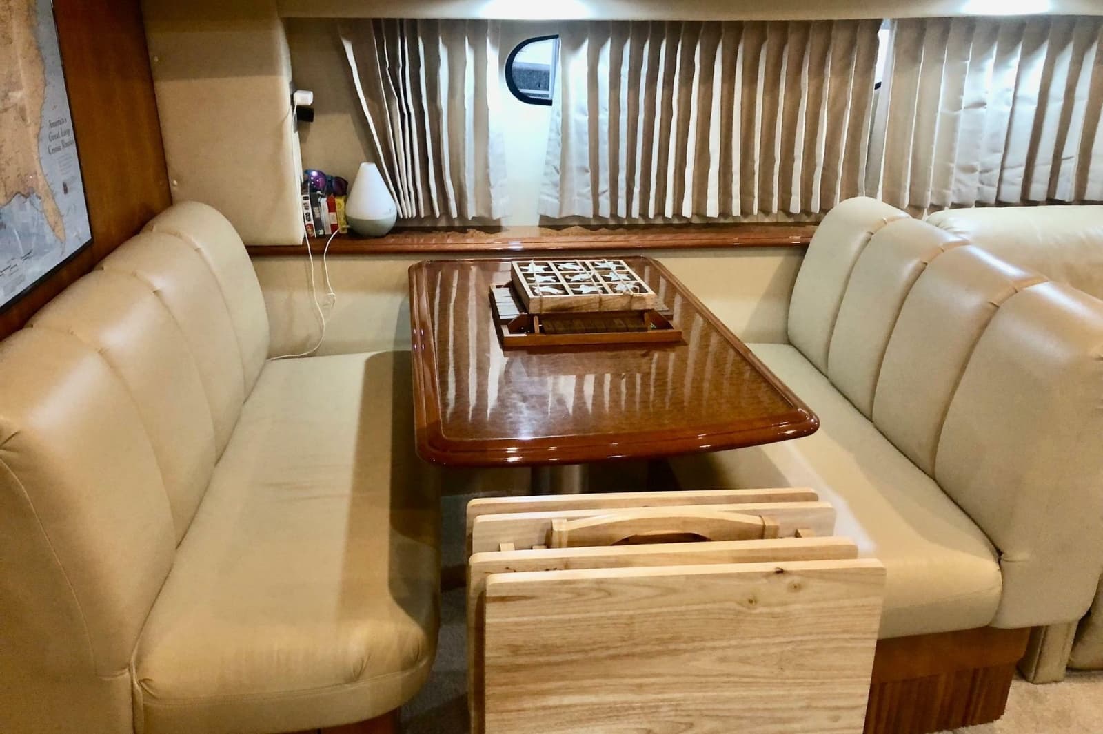 2005 Carver 444 Cockpit Motor Yacht - Photo 53