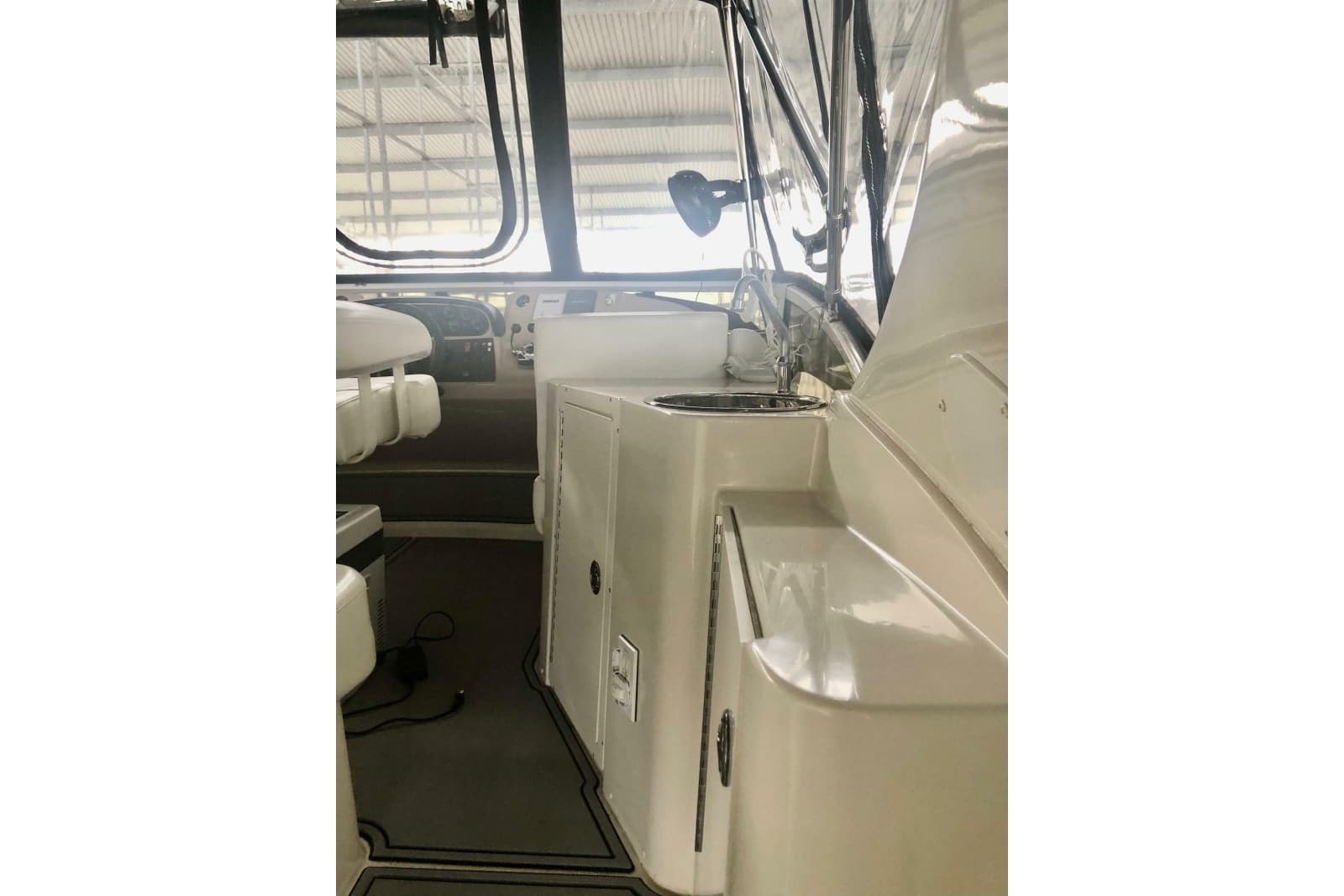 2005 Carver 444 Cockpit Motor Yacht - Photo 33