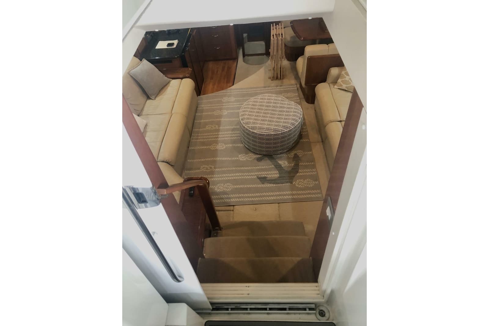 2005 Carver 444 Cockpit Motor Yacht - Photo 45