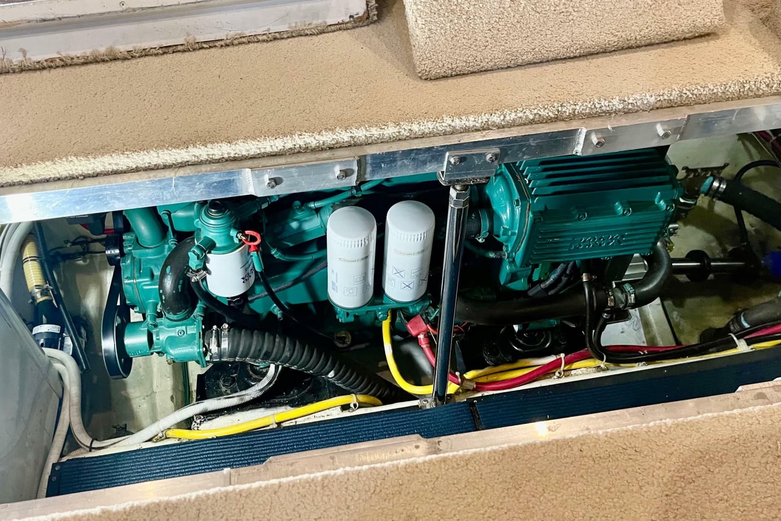 2005 Carver 444 Cockpit Motor Yacht - Photo 80