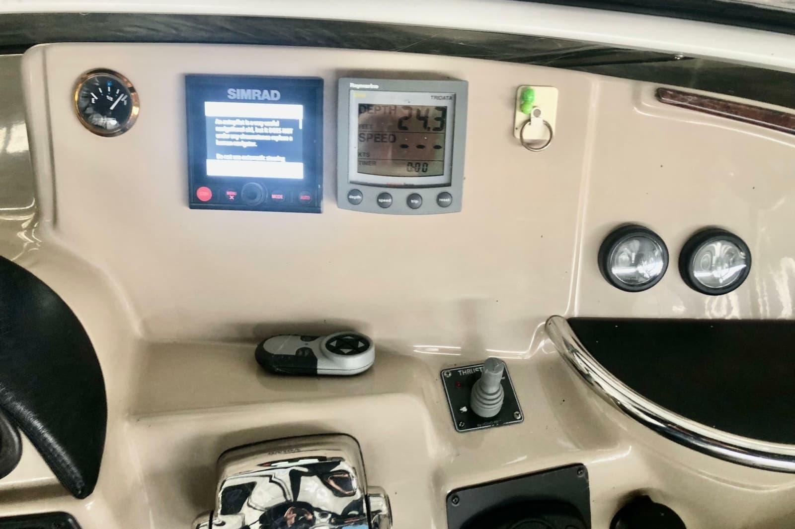 2005 Carver 444 Cockpit Motor Yacht - Photo 42
