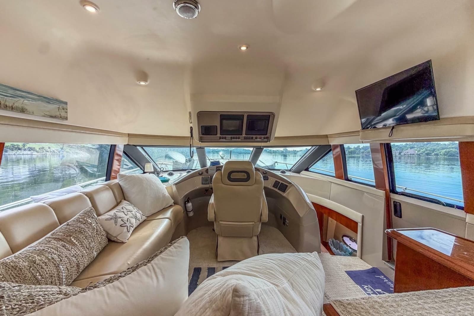 2005 Carver 56 Voyager - Photo 28