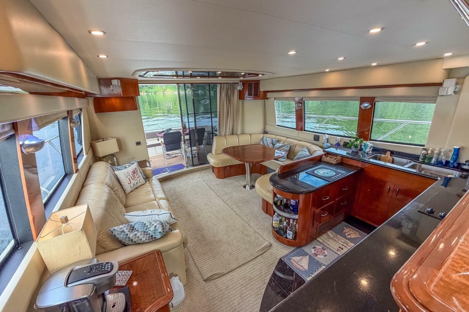 2005 Carver 56 Voyager - Photo 36