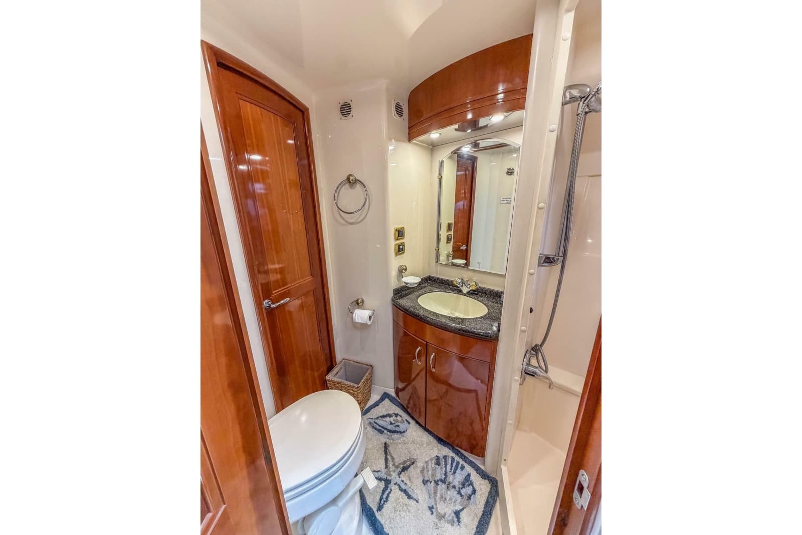2005 Carver 56 Voyager - Photo 18