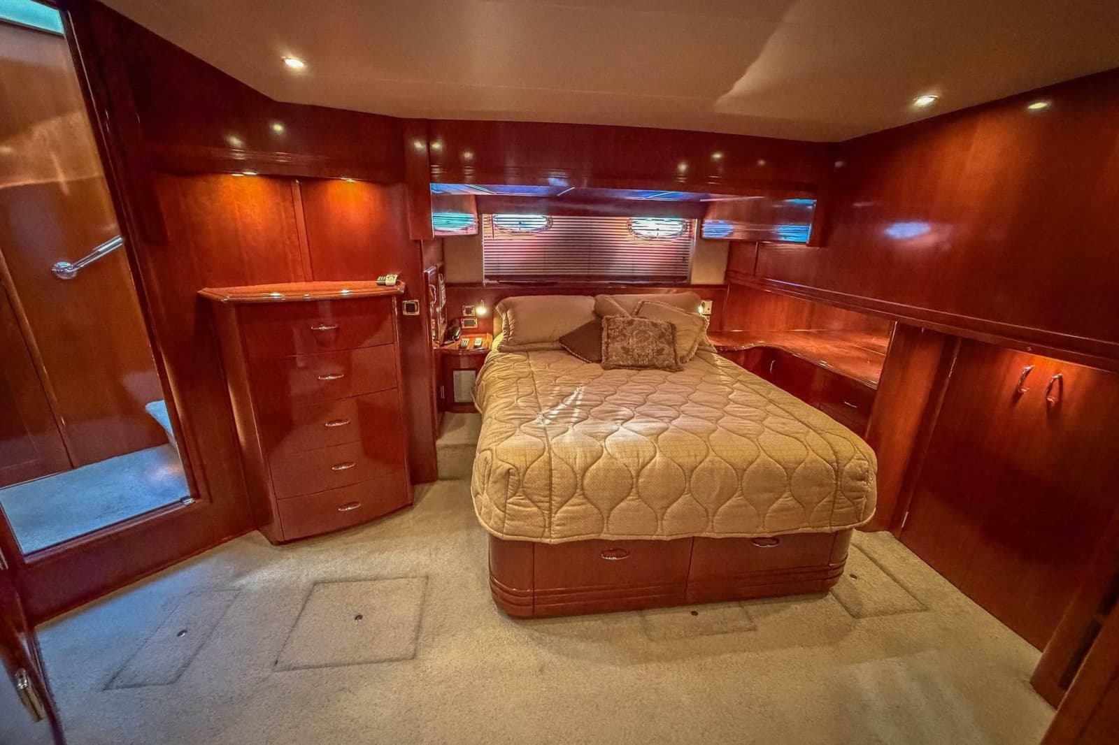 2005 Carver 570 Voyager Pilothouse - Photo 32