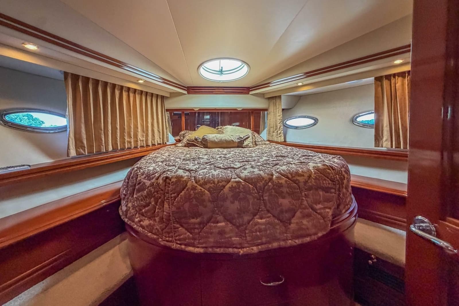 2005 Carver 570 Voyager Pilothouse - Photo 39
