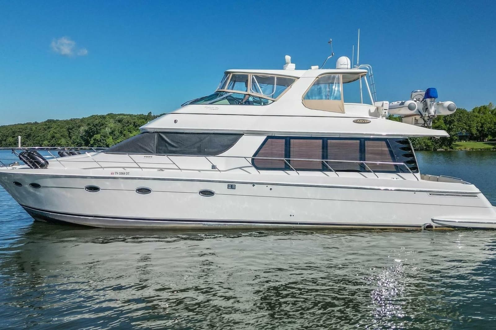 2005 Carver 570 Voyager Pilothouse - Photo 3