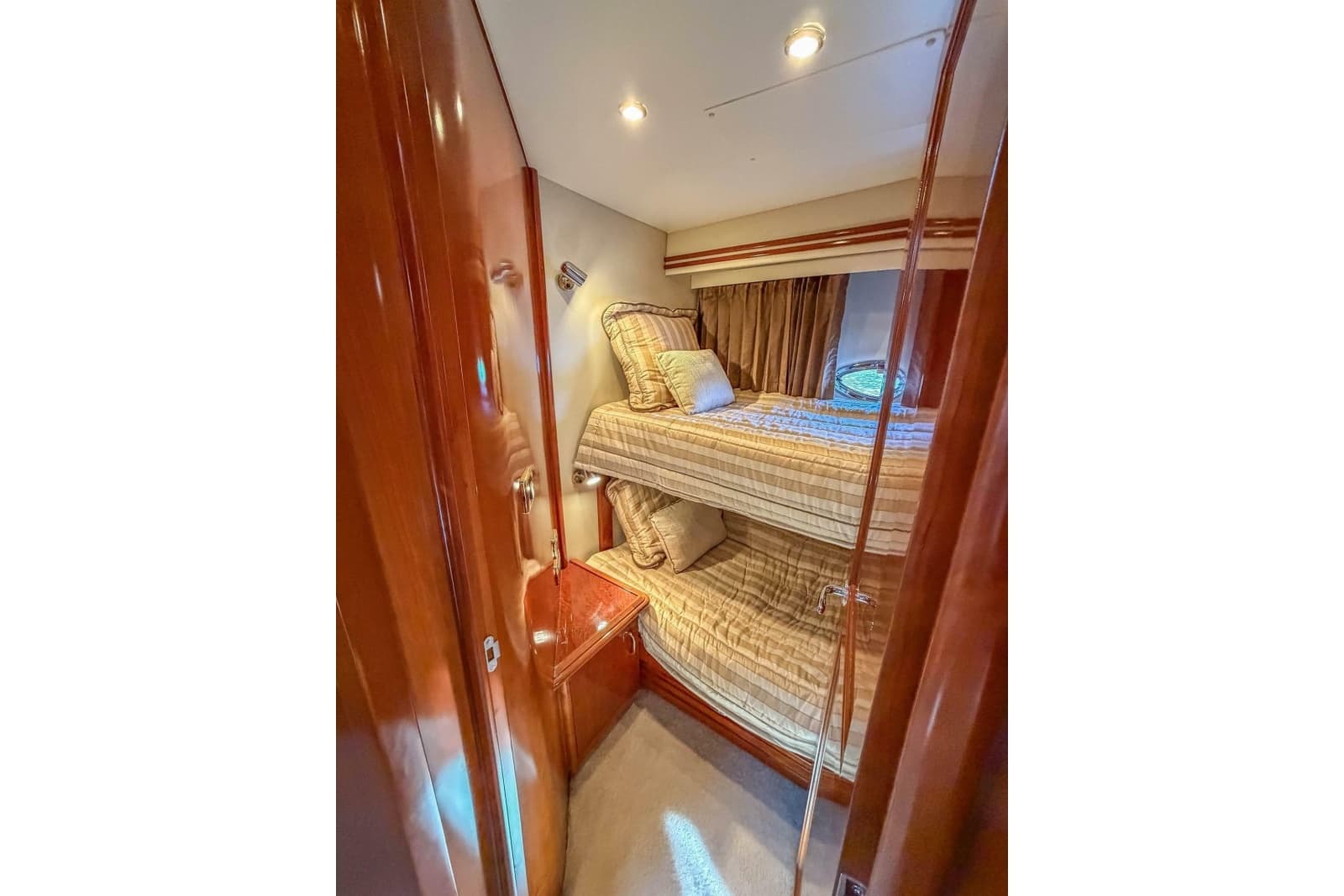 2005 Carver 570 Voyager Pilothouse - Photo 43