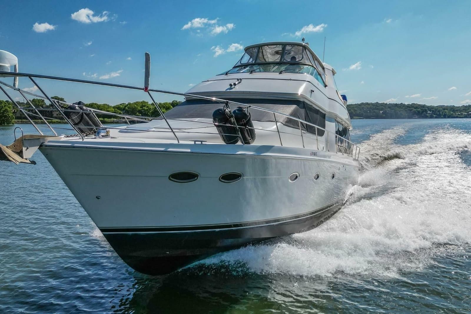 2005 Carver 570 Voyager Pilothouse - Photo 10