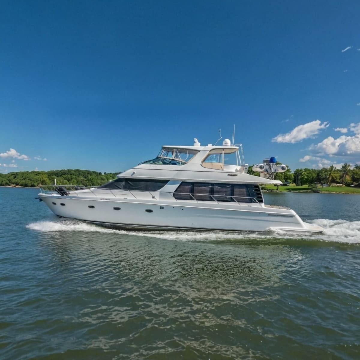 2005 Carver 570 Voyager Pilothouse - Photo 1