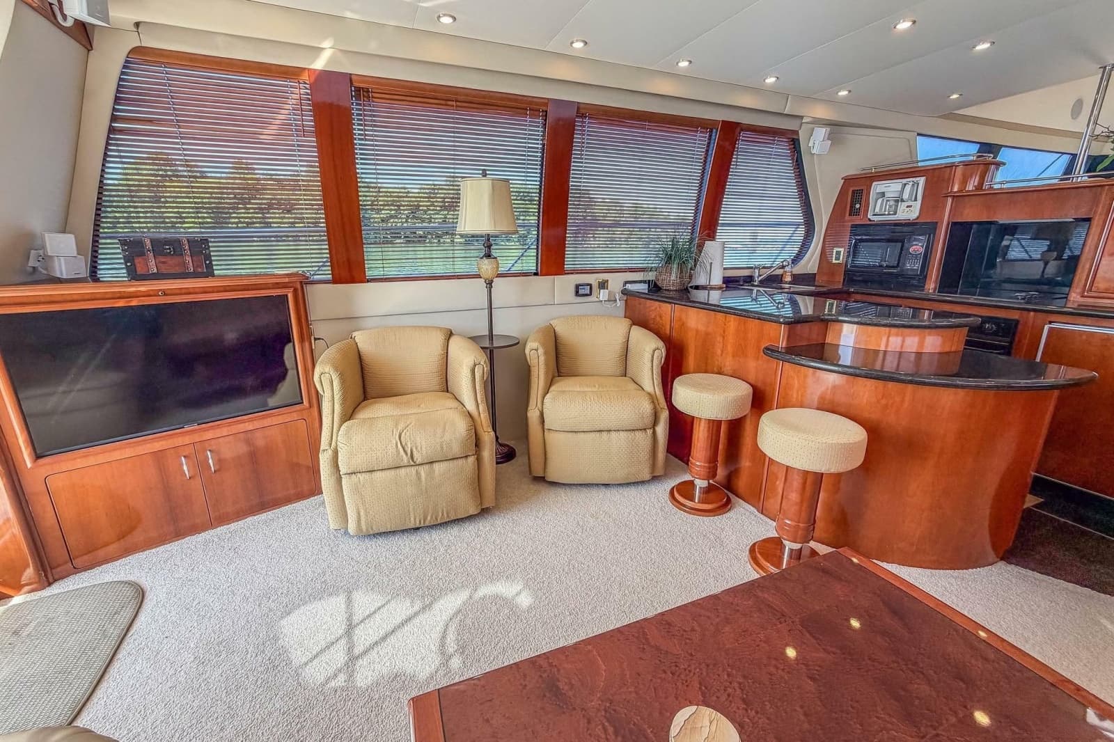 2005 Carver 570 Voyager Pilothouse - Photo 25