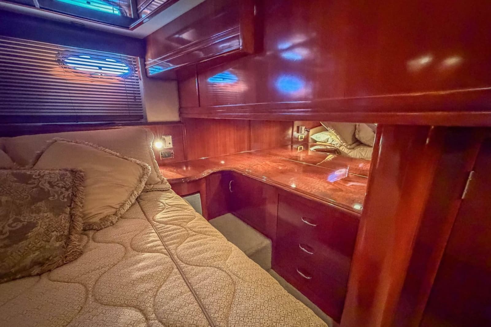 2005 Carver 570 Voyager Pilothouse - Photo 33