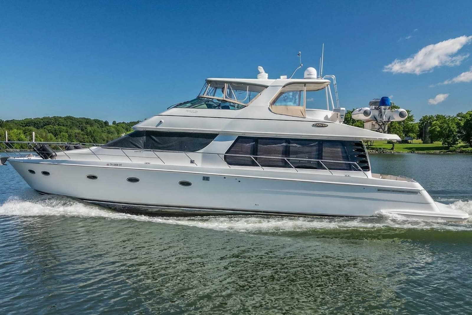 2005 Carver 570 Voyager Pilothouse - Photo 1