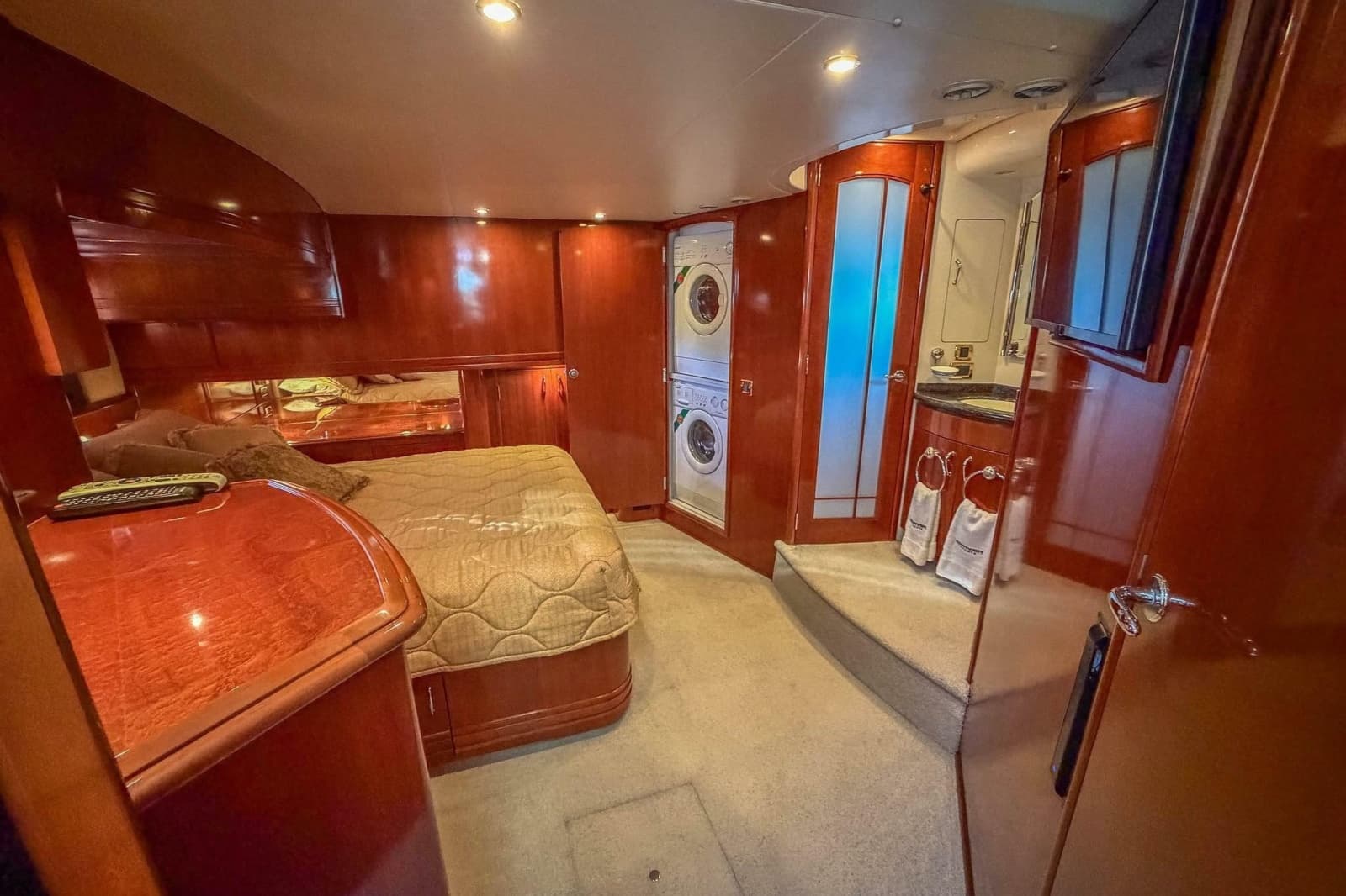 2005 Carver 570 Voyager Pilothouse - Photo 31