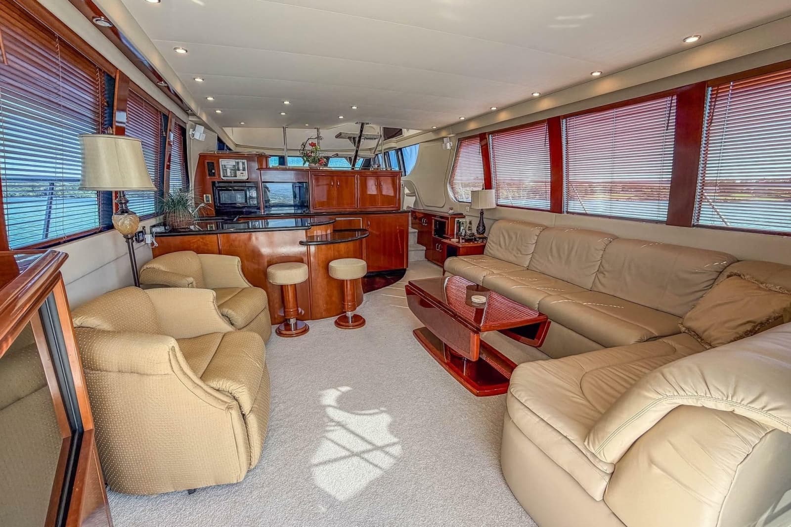 2005 Carver 570 Voyager Pilothouse - Photo 23