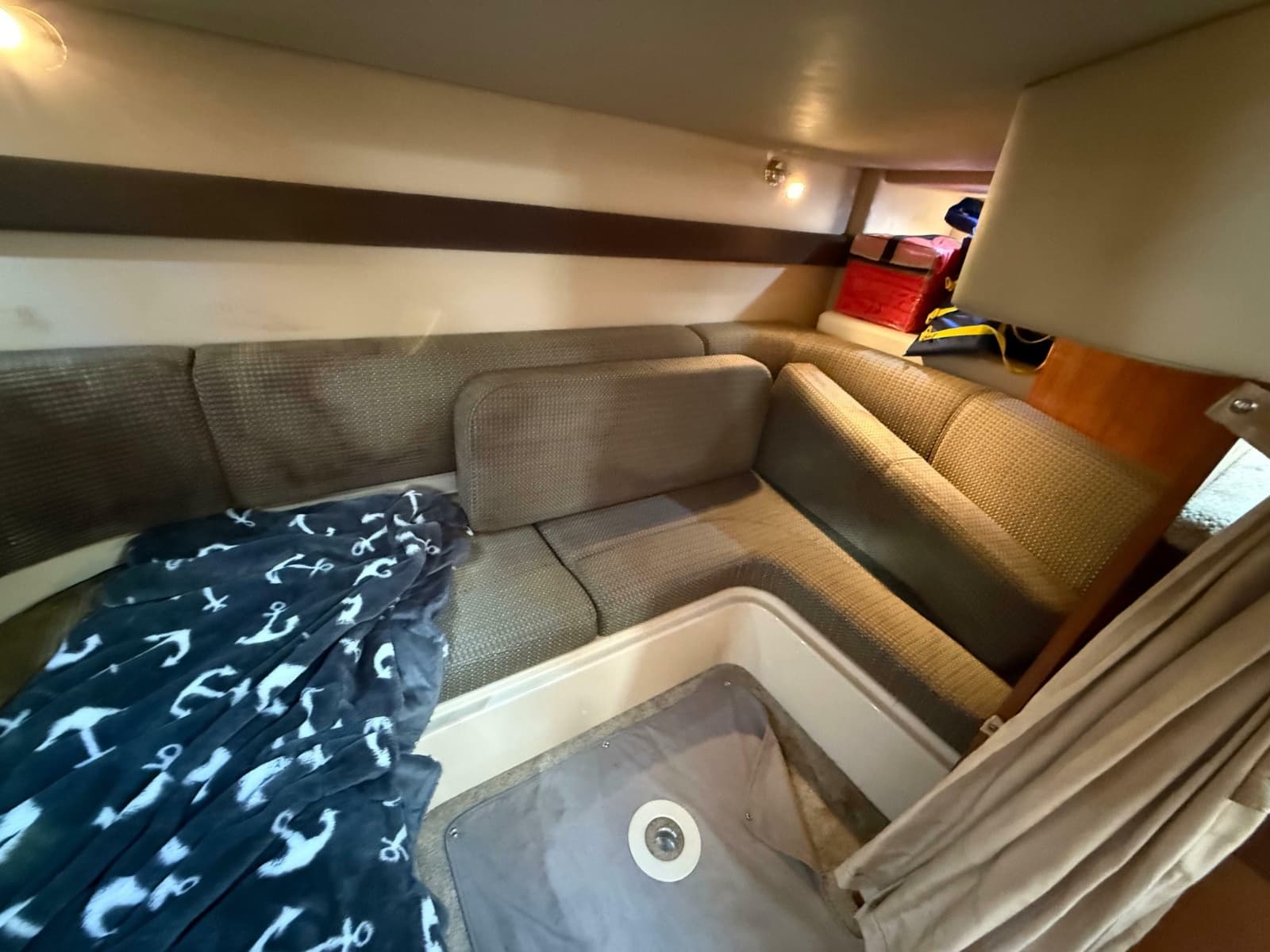 2005 Cruisers Yachts 340 Express - Photo 25