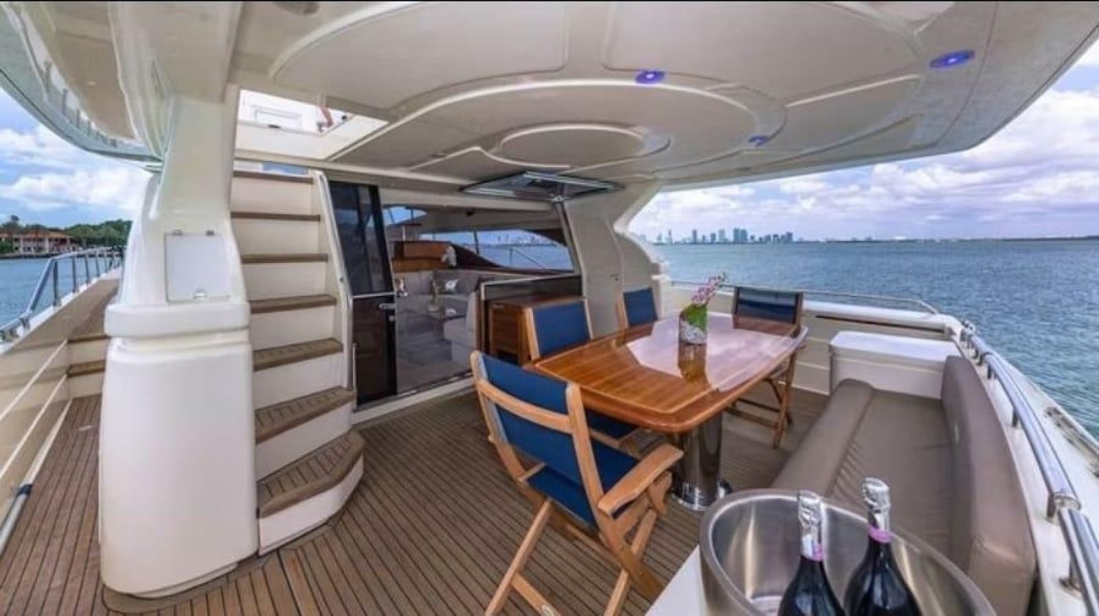 2005 Ferretti Yachts 680 - Photo 4
