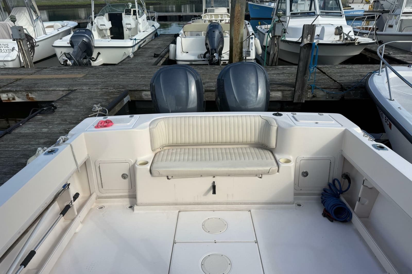 2005 Grady-White Gulfstream 232 - Photo 12