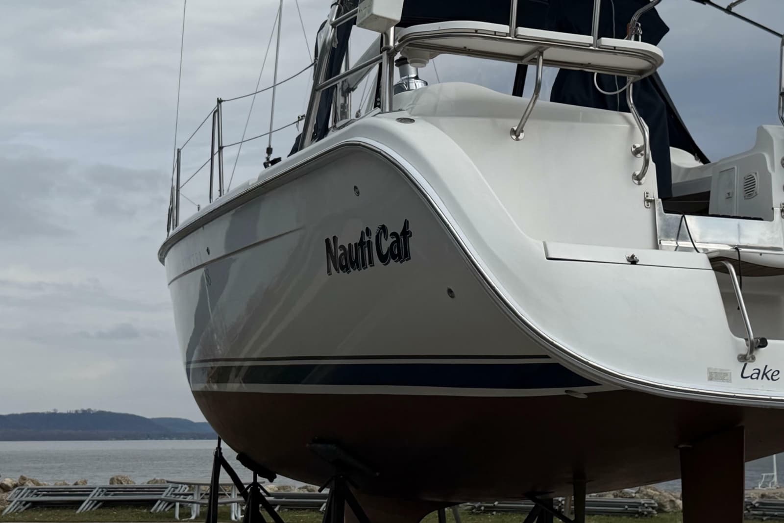 2005 Hunter 38 - Photo 7