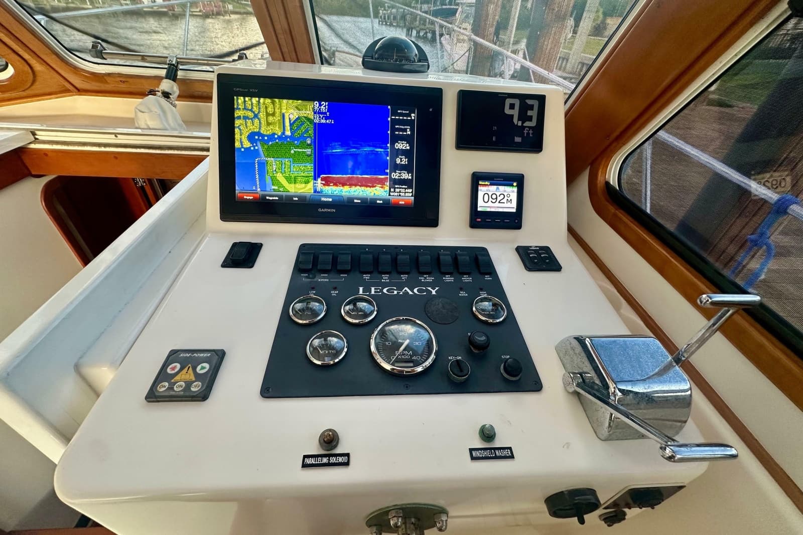 2005 Legacy Yachts 34 Express - Photo 8