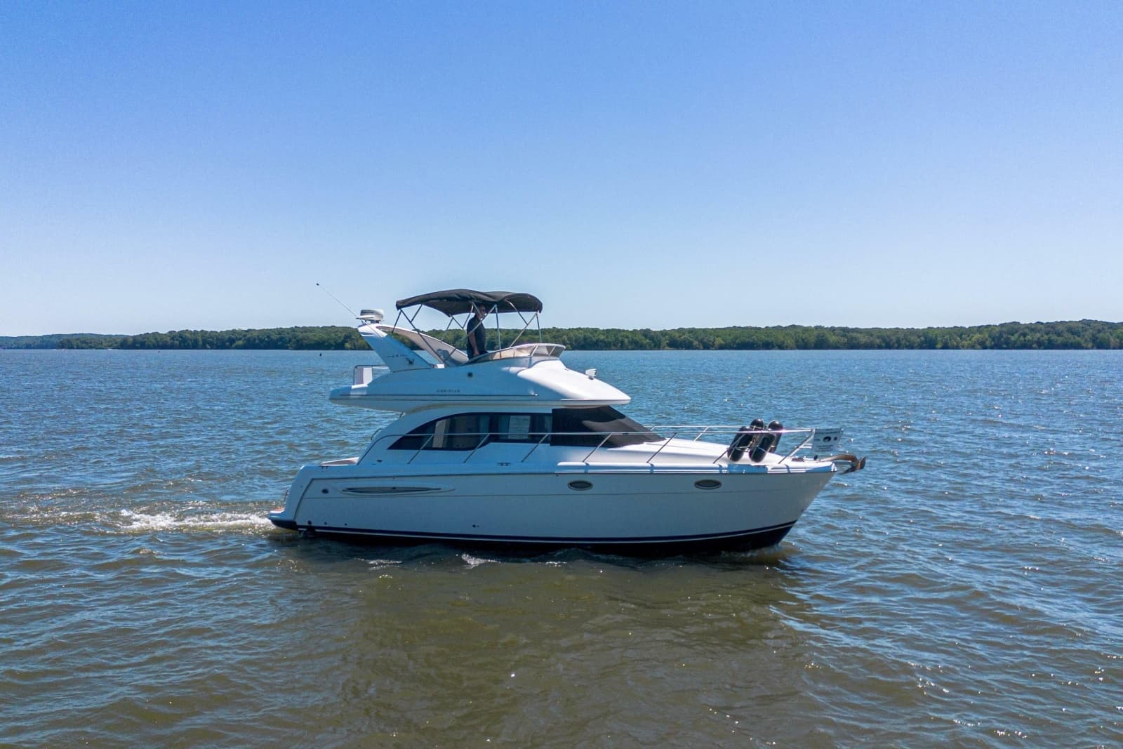 2005 Meridian 341 Sedan - Photo 6