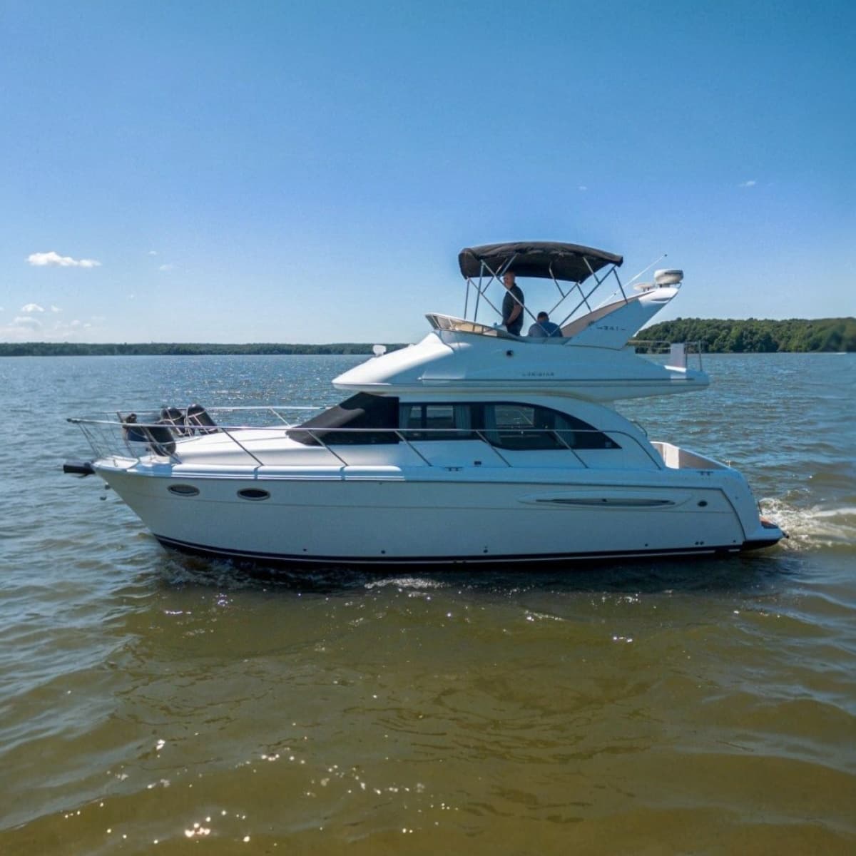 2005 Meridian 341 Sedan - Photo 1
