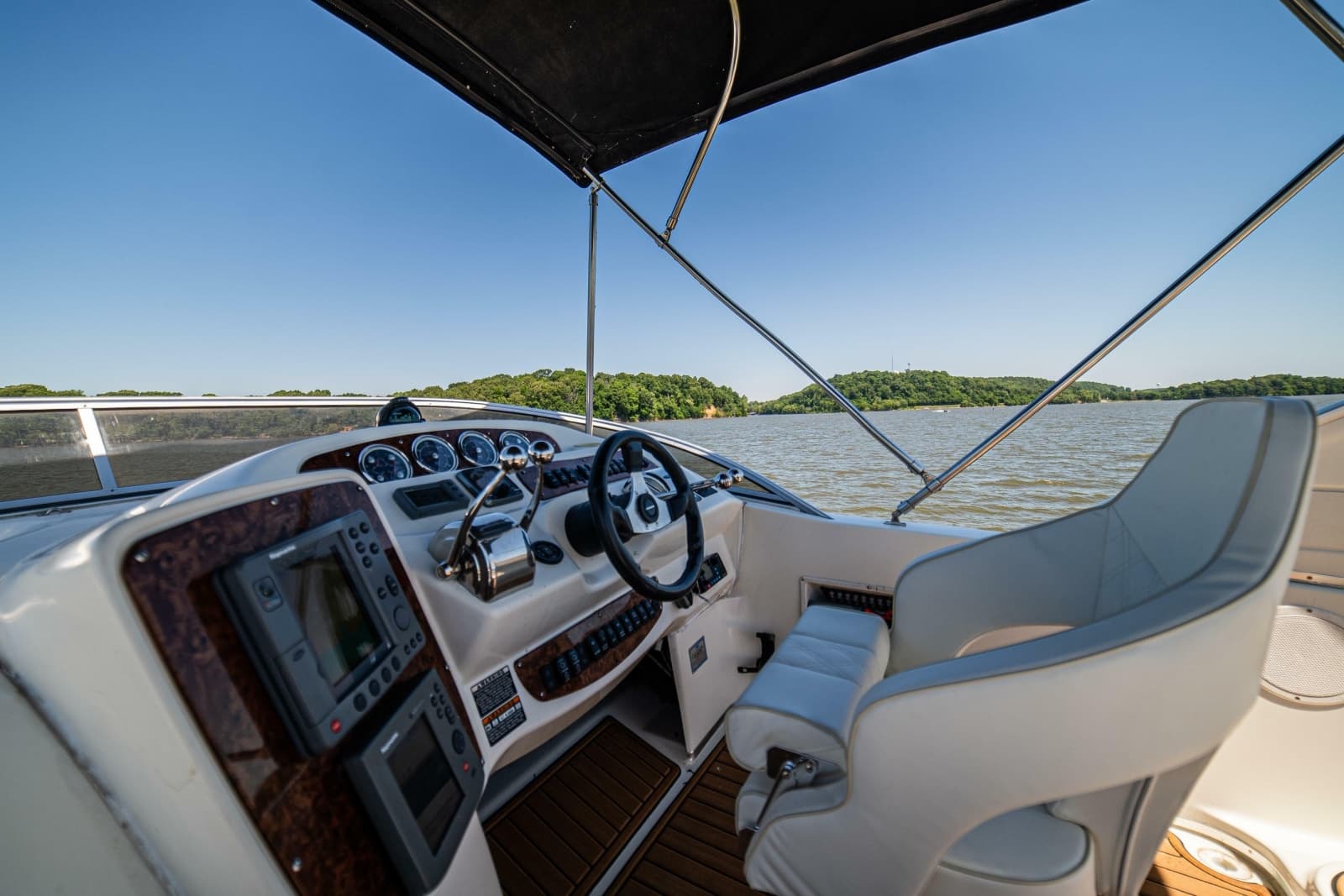2005 Meridian 341 Sedan - Photo 49