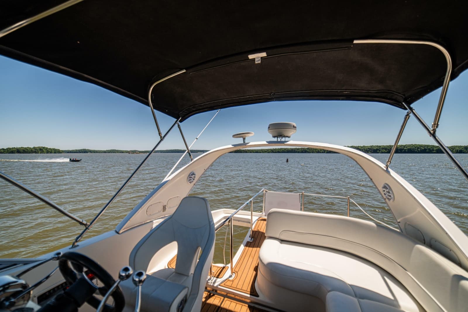 2005 Meridian 341 Sedan - Photo 51