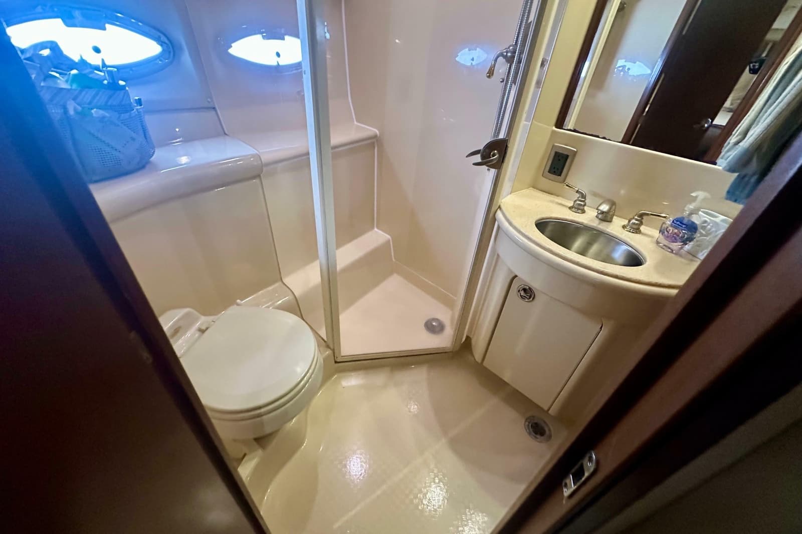 2005 Meridian 459 Motoryacht - Photo 34