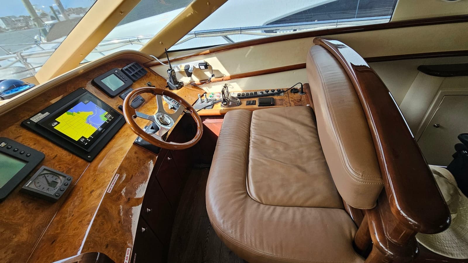 2005 Neptunus 56 Flybridge - Photo 56