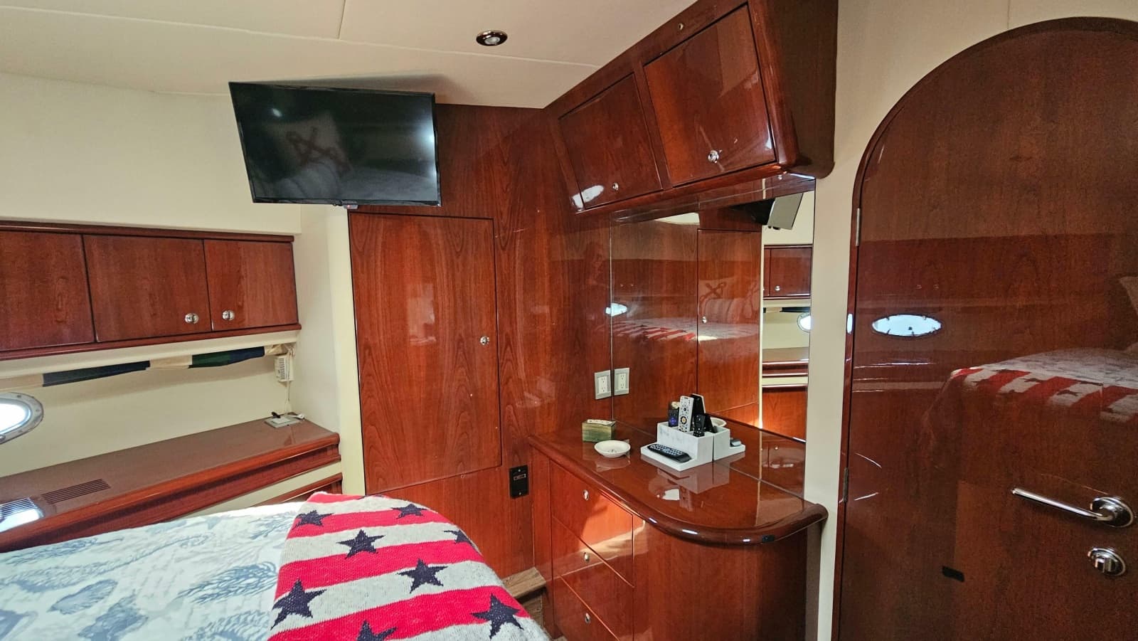 2005 Neptunus 56 Flybridge - Photo 22