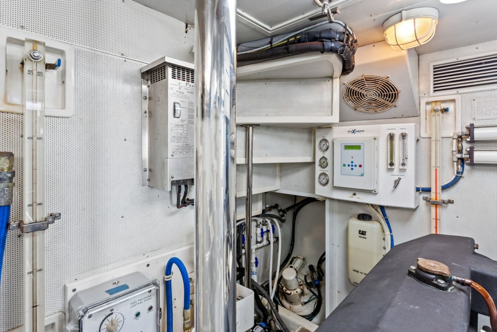 2005 Offshore Yachts 66 Pilot House - Photo 48