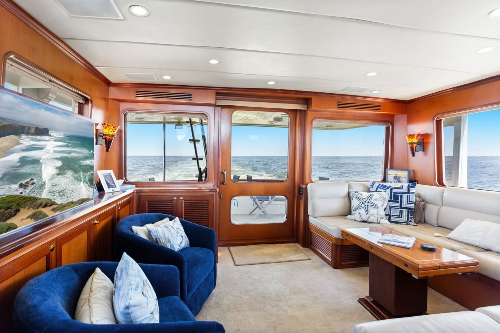 2005 Offshore Yachts 66 Pilot House - Photo 7
