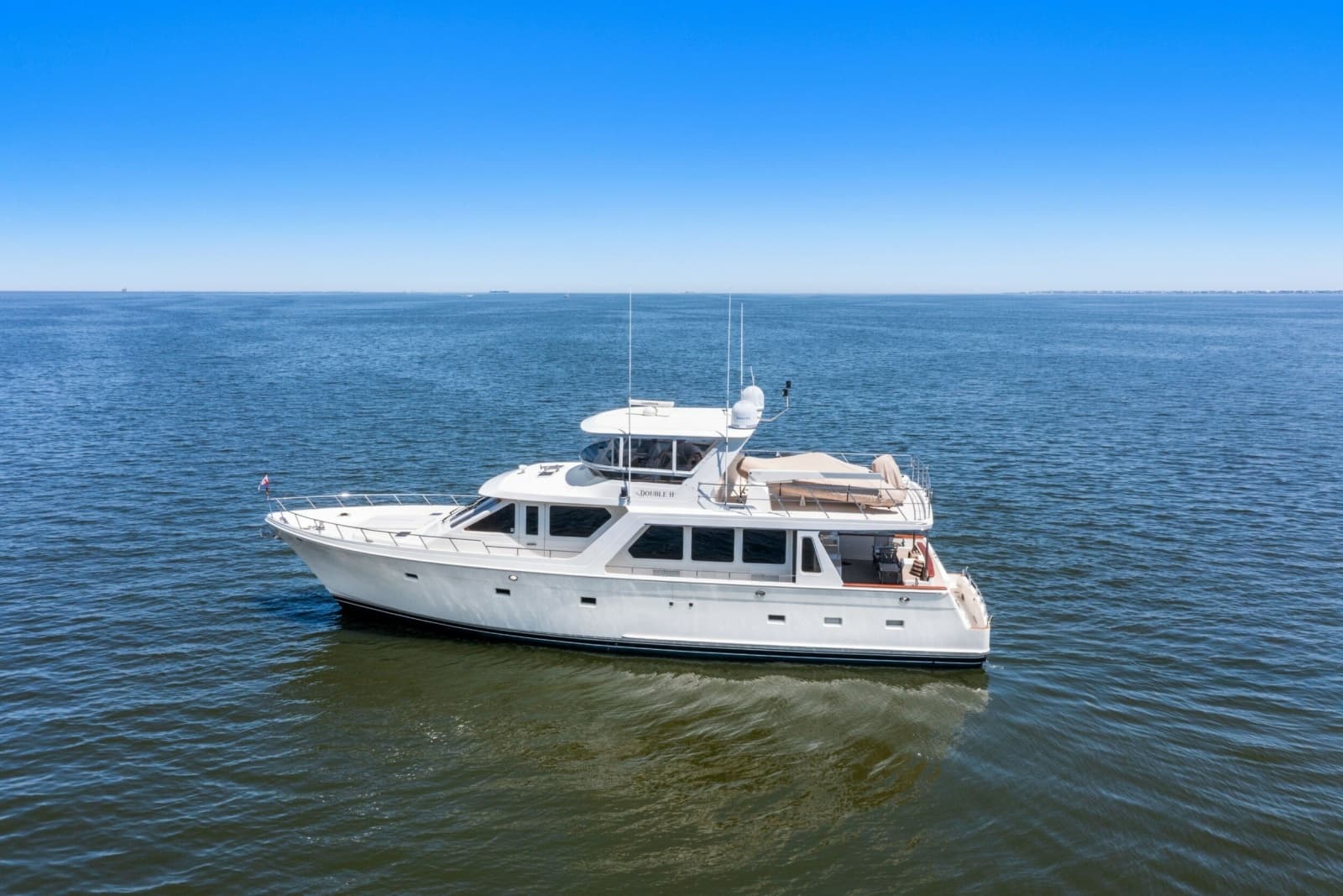 2005 Offshore Yachts 66 Pilot House - Photo 3