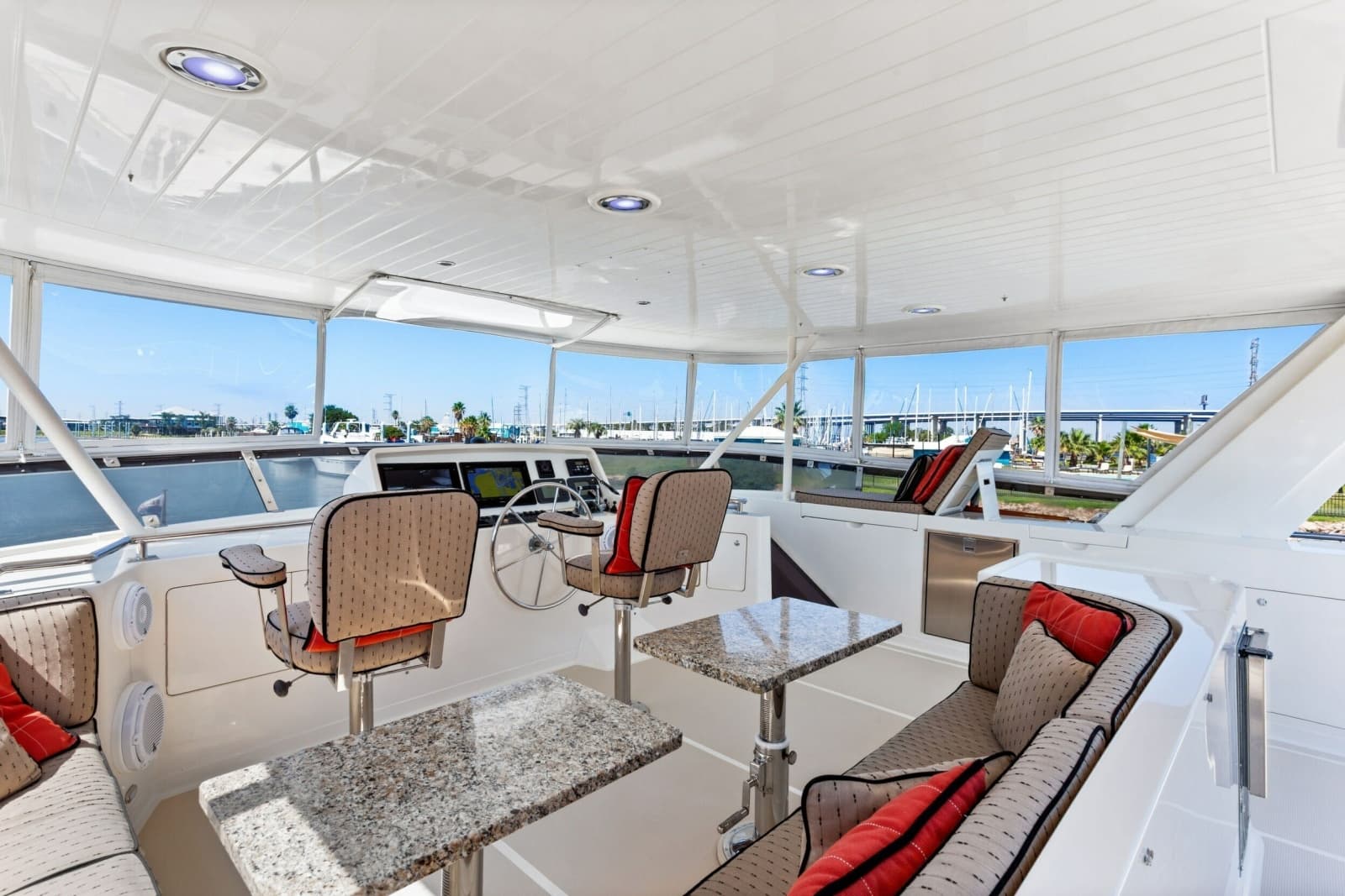 2005 Offshore Yachts 66 Pilot House - Photo 32
