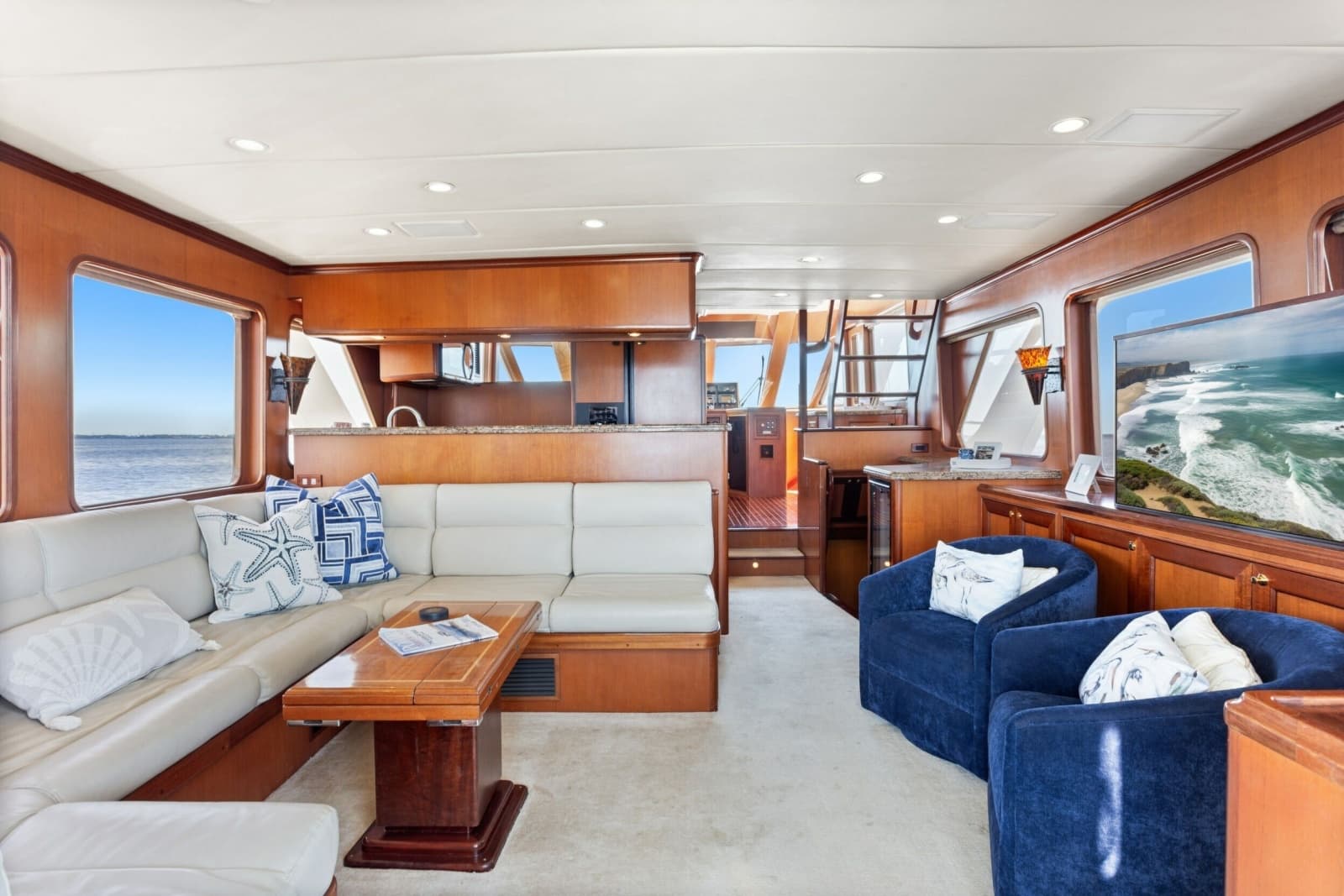 2005 Offshore Yachts 66 Pilot House - Photo 8